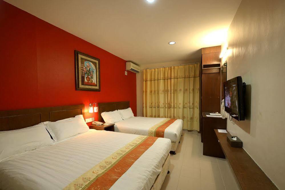 Bahagia Hotel Langkawi Kuah Esterno foto
